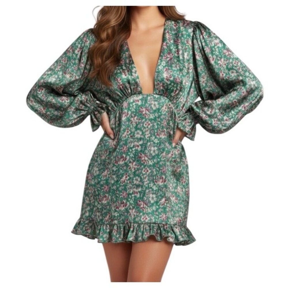 Meet Me In Santorini Sweet Wish Green Floral Boho Cottage Chic Mini Dress Medium